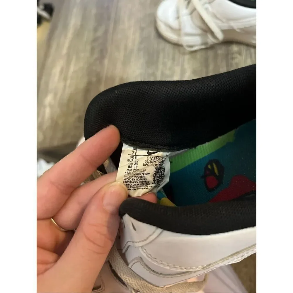Nike Air Force 1 Low LV8 3 Peace Love Swoosh 7Y / W 8.5